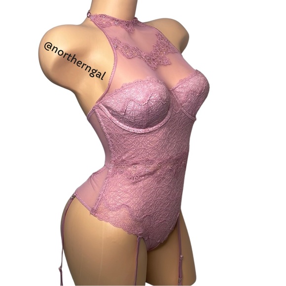 Victoria's Secret Chantilly Lace High-neck Teddy - Picture 9 of 17